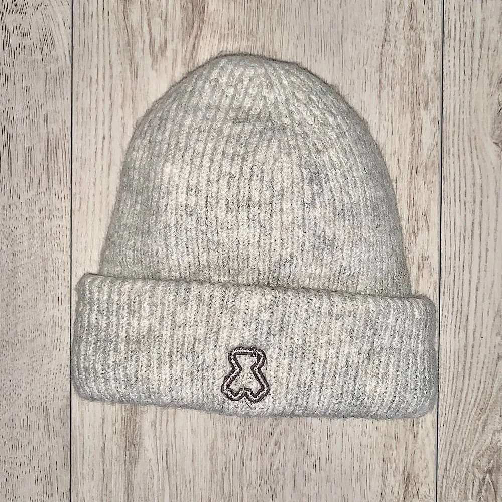 BOYS GREY KNITTED BEANIE